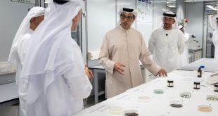 Mansour bin Zayed visits Zayed Herbal Centre, reviews future plans